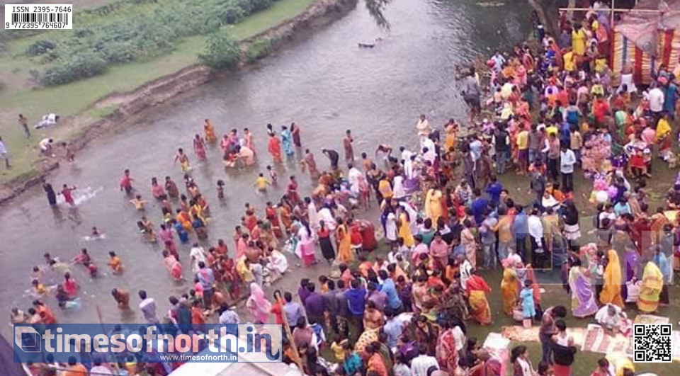 Falakata Saw a Brisk Business with Asthami Snan at Mujhnai and Torsa River